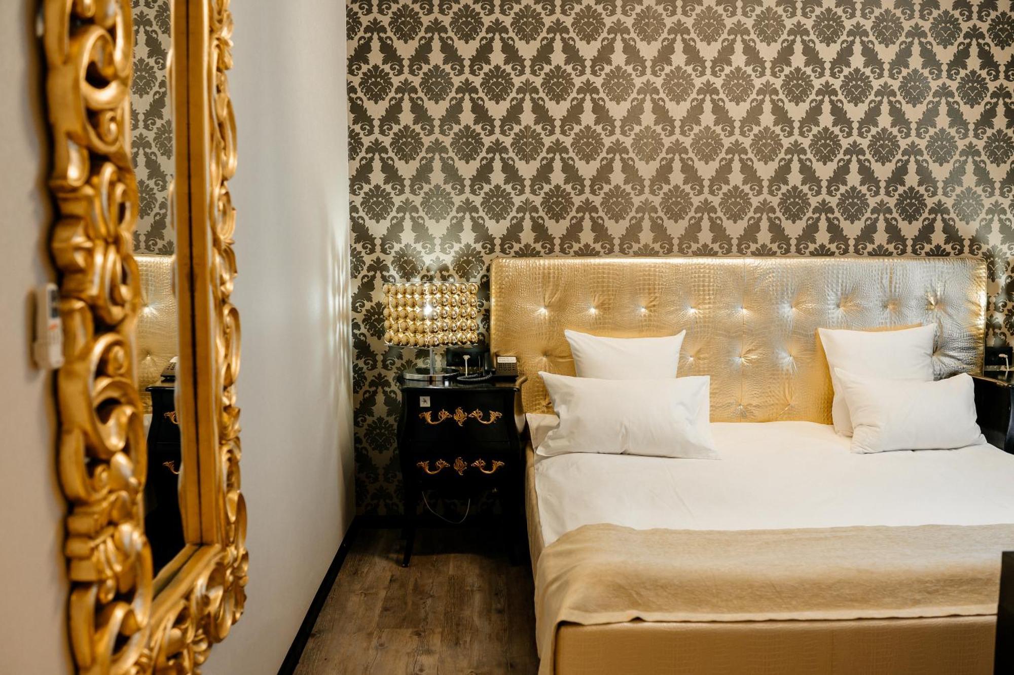Weekend Boutique Hotel Chişinău Eksteriør billede