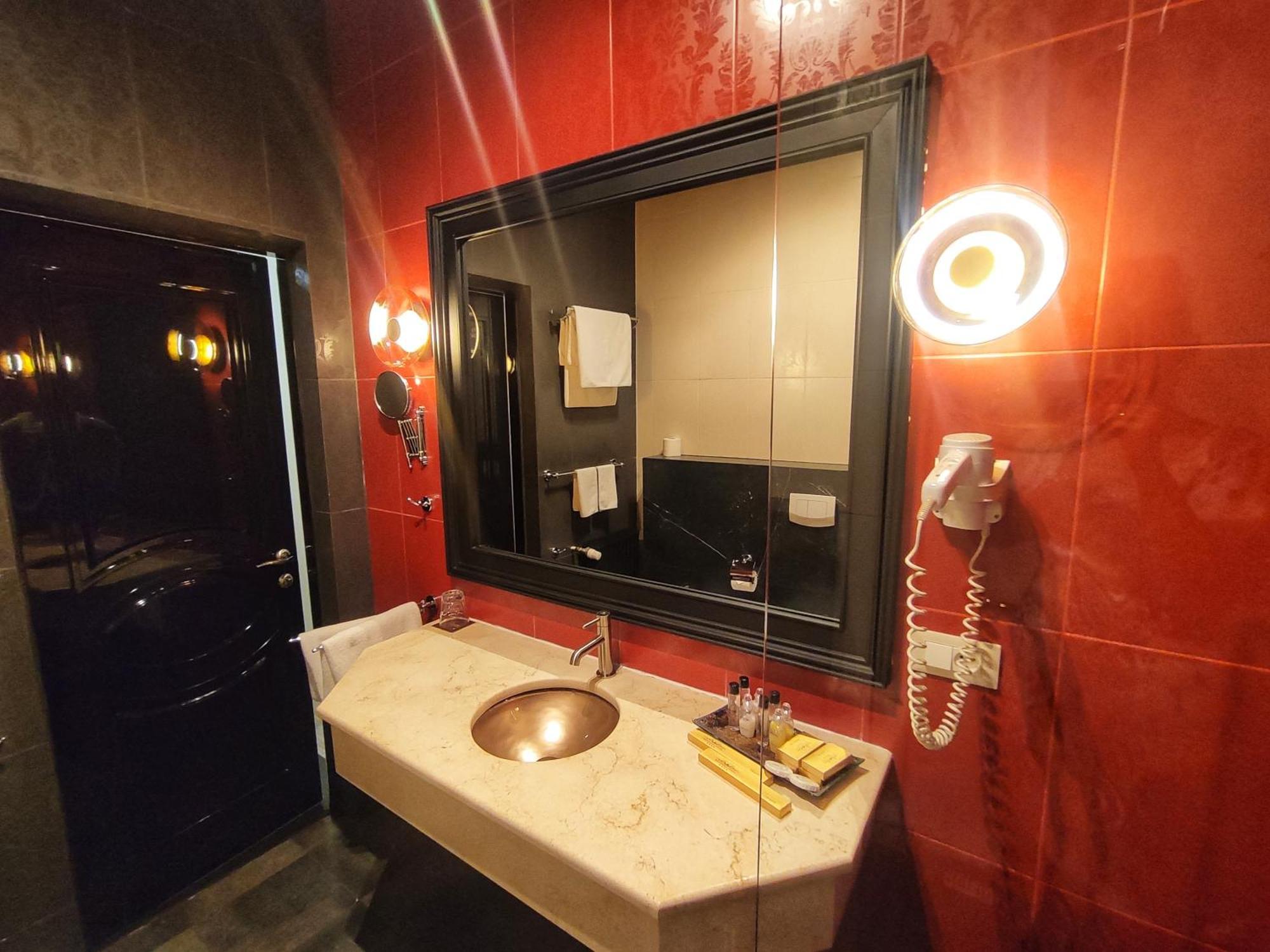 Weekend Boutique Hotel Chişinău Eksteriør billede