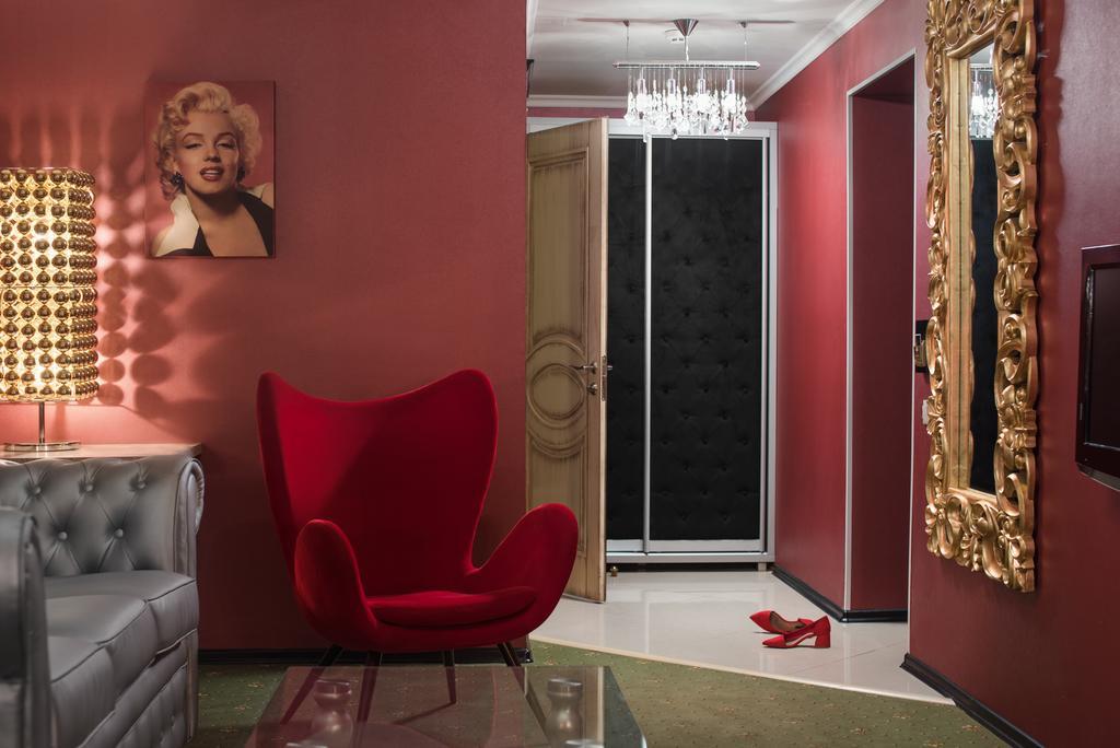 Weekend Boutique Hotel Chişinău Eksteriør billede